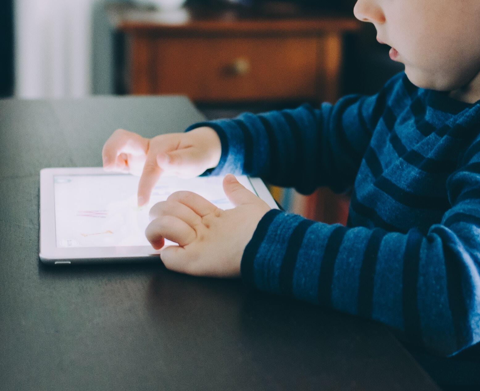 The pros and cons of automating school communication